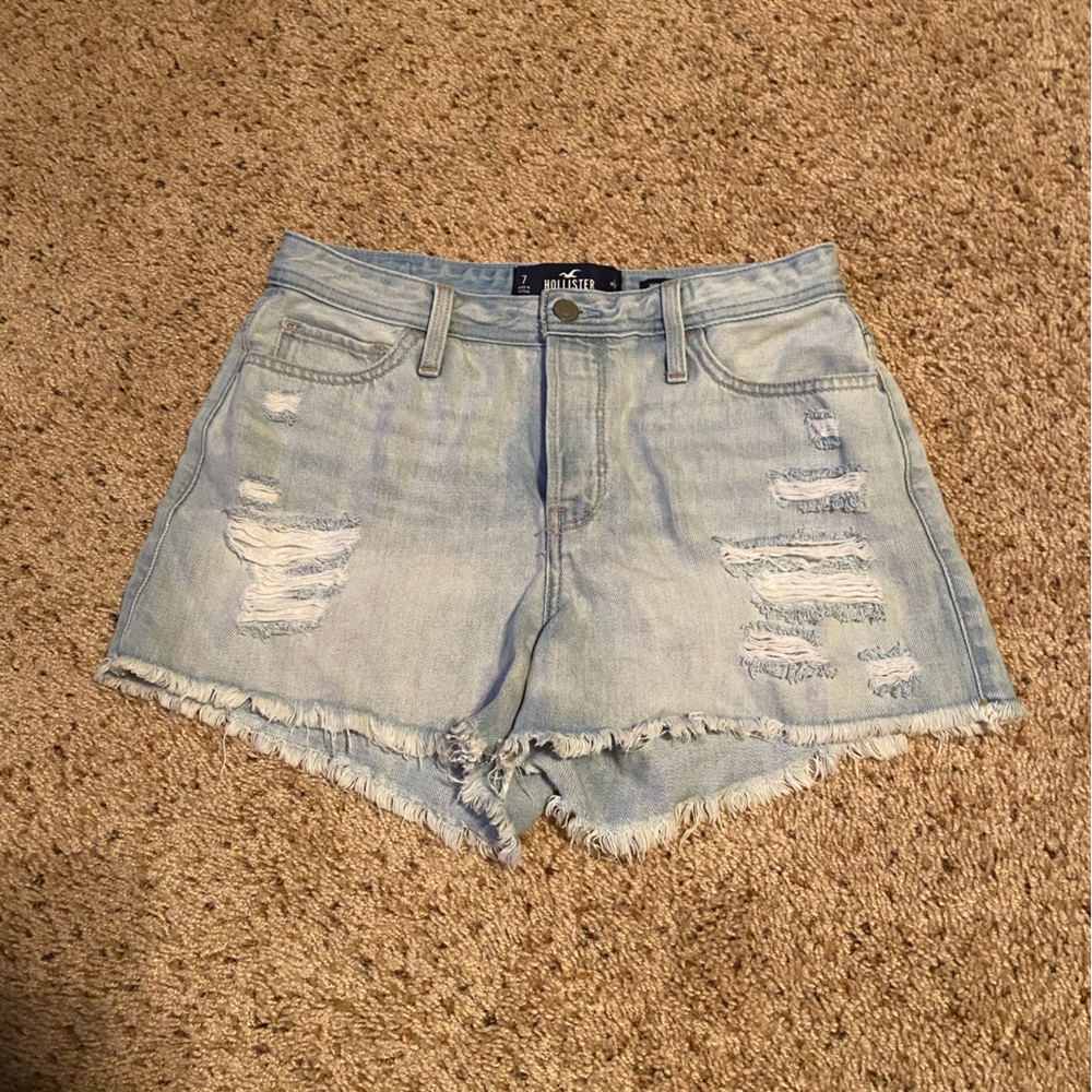 Hollister High Rise Mom 3 inch Shorts